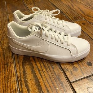 Nike Court Royals AC